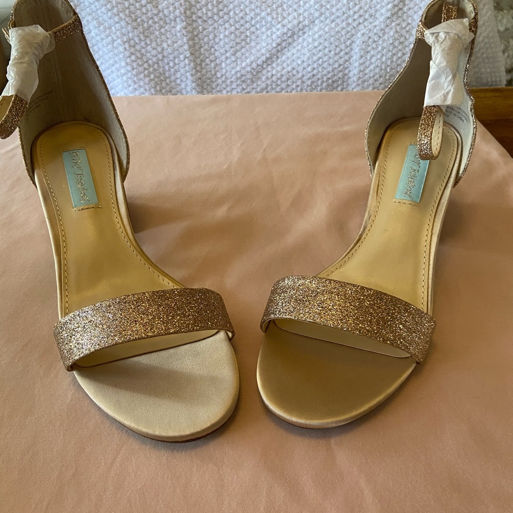 Never worn (straps still wrapped), Betsey Johnson light pink, sparkly pumps.